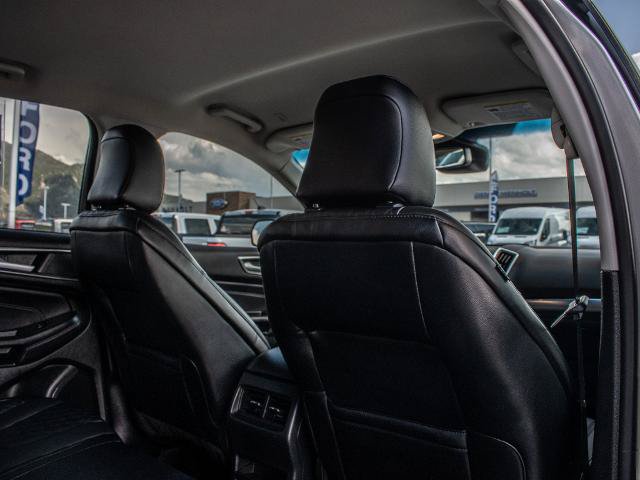 Certified 2024 Ford Edge Titanium AWD/4WD image 22