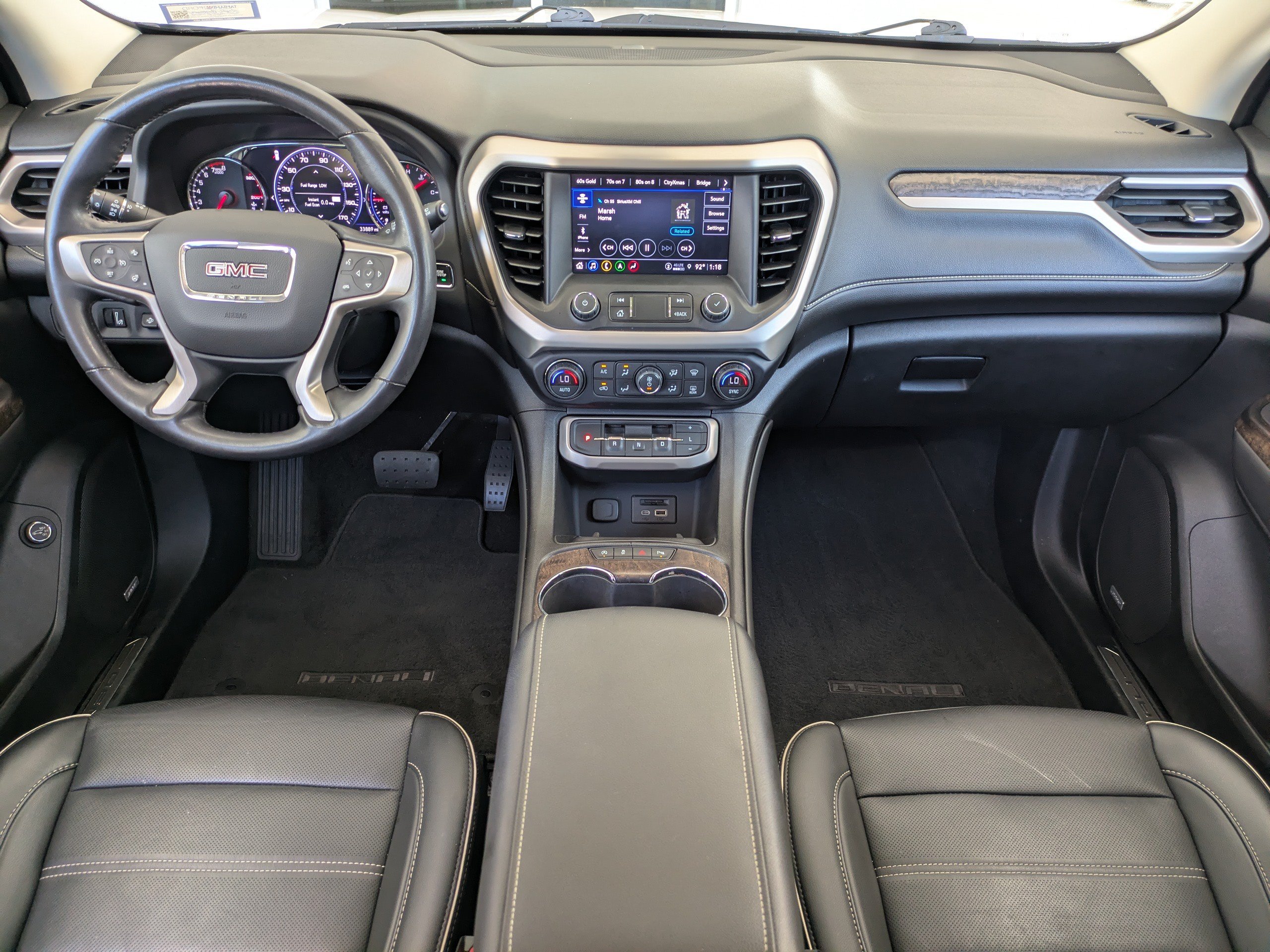 Used 2022 GMC Acadia Denali w/ Denali Technology Package AWD/4WD image 17