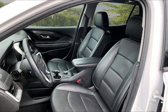 Used 2024 GMC Terrain SLT AWD/4WD image 24