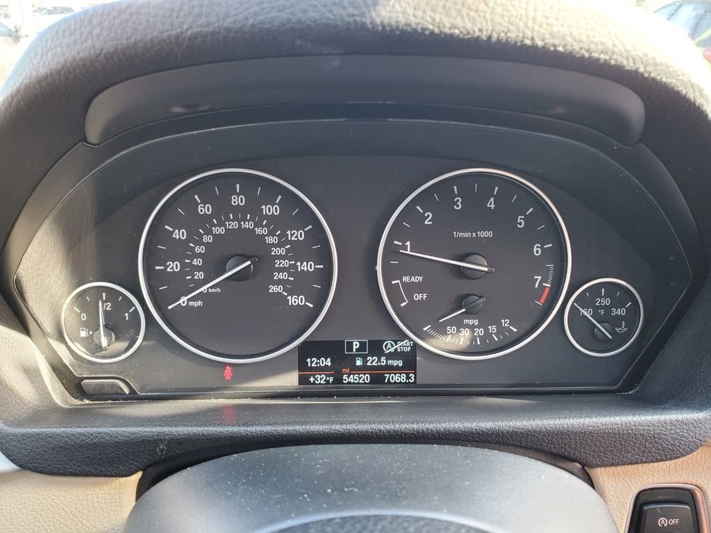 Used 2016 BMW 320i Sedan image 20