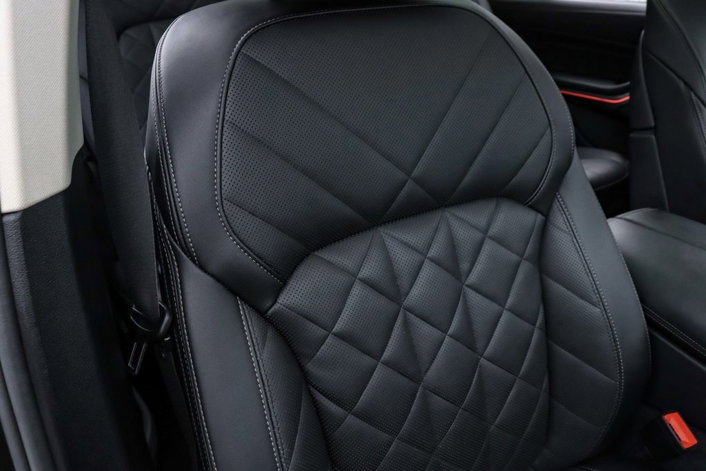 Used 2024 BMW X7 xDrive40i w/ Premium Package image 35