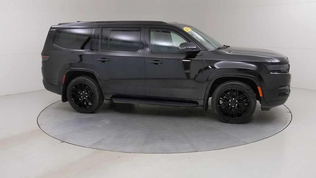 Used 2023 Jeep Wagoneer Series II AWD/4WD image 13
