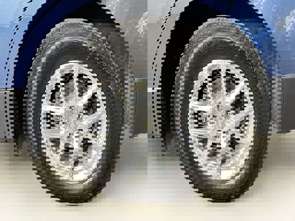 Used 2024 Chevrolet Equinox LS w/ Driver Confidence II Package image 8