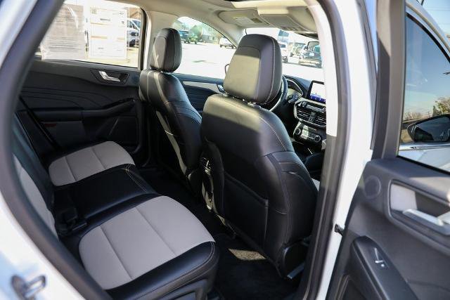 Certified 2022 Ford Escape Titanium w/ Titanium Elite Package image 33