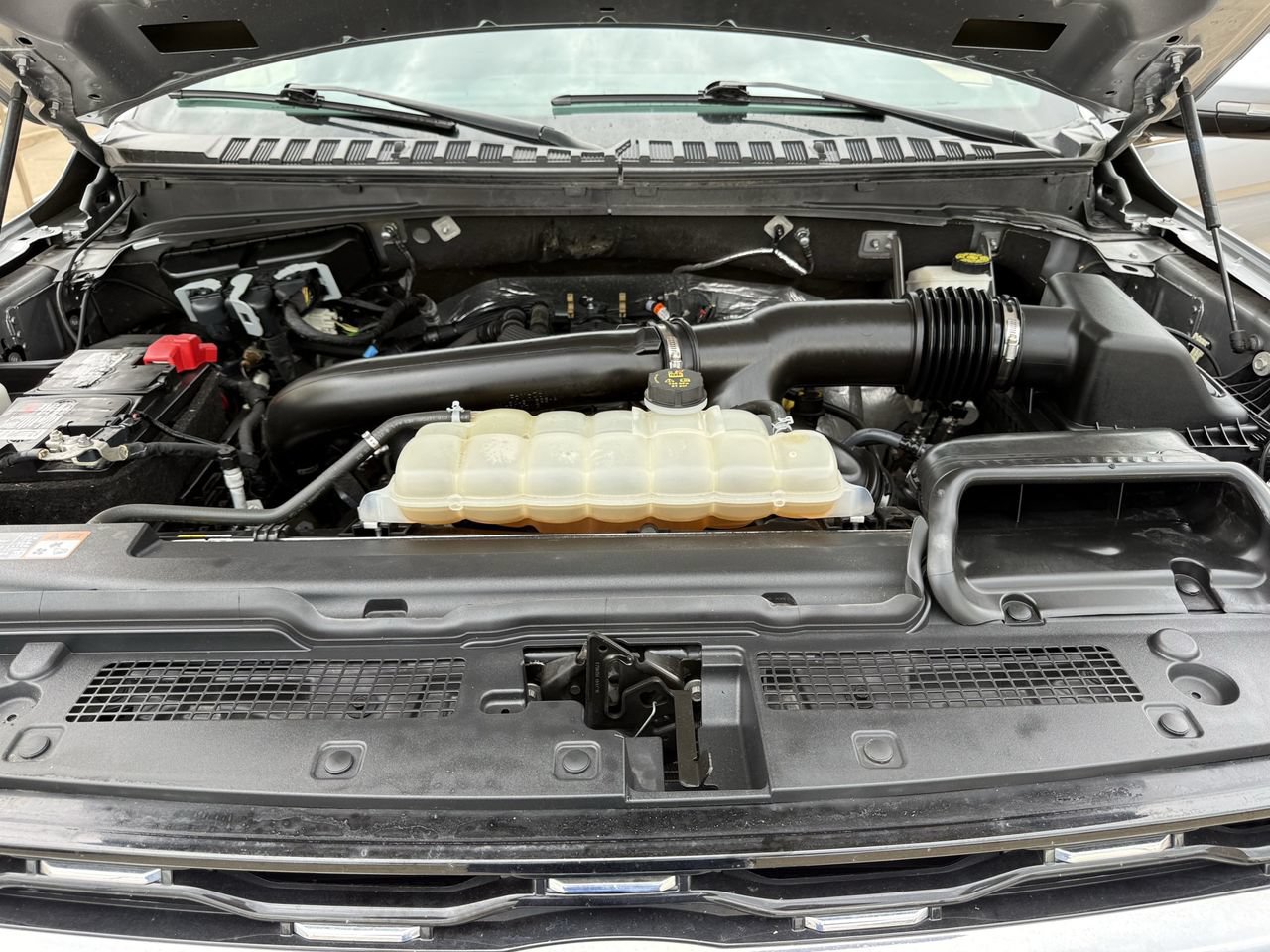 Certified 2024 Ford Expedition Limited RWD image 29