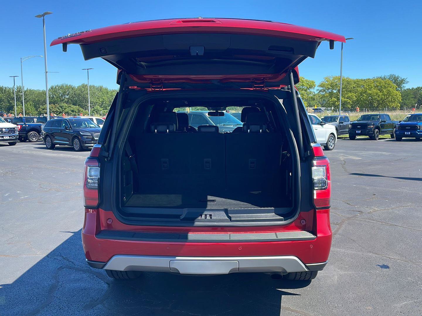 Certified 2021 Ford Expedition Limited AWD/4WD image 36