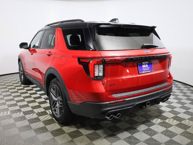 Certified 2025 Ford Explorer ST w/ Sun And Sound Package AWD/4WD image 8