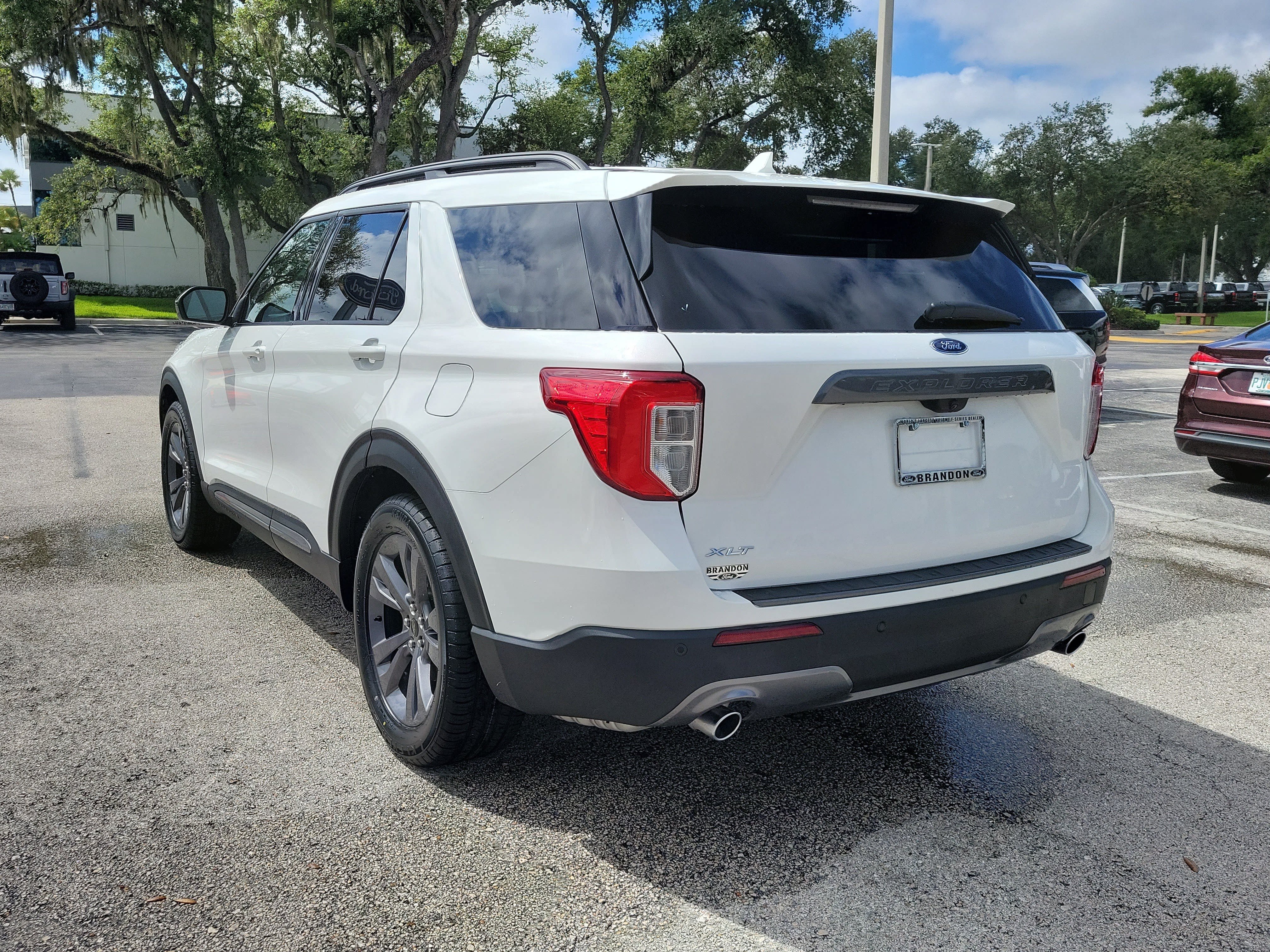Certified 2023 Ford Explorer XLT w/ Equipment Group 202A RWD image 7