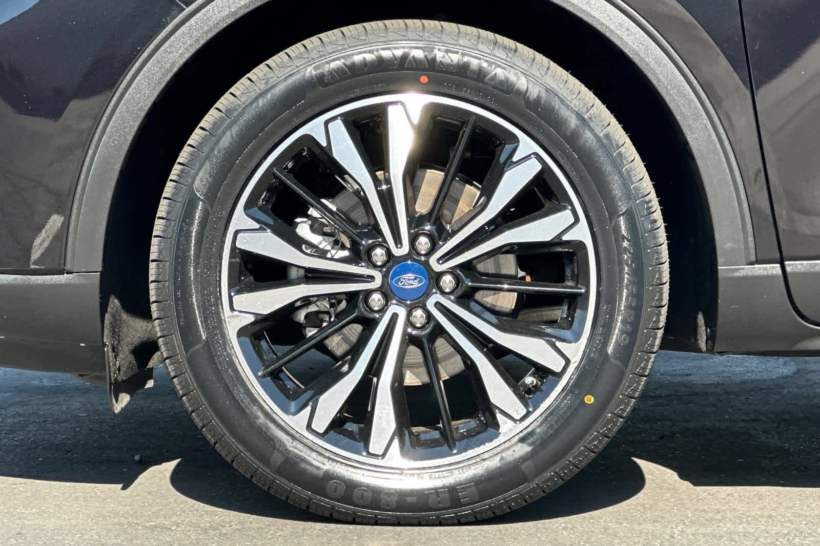 Certified 2022 Ford Escape SE w/ SE Sport Appearance Package AWD/4WD image 28
