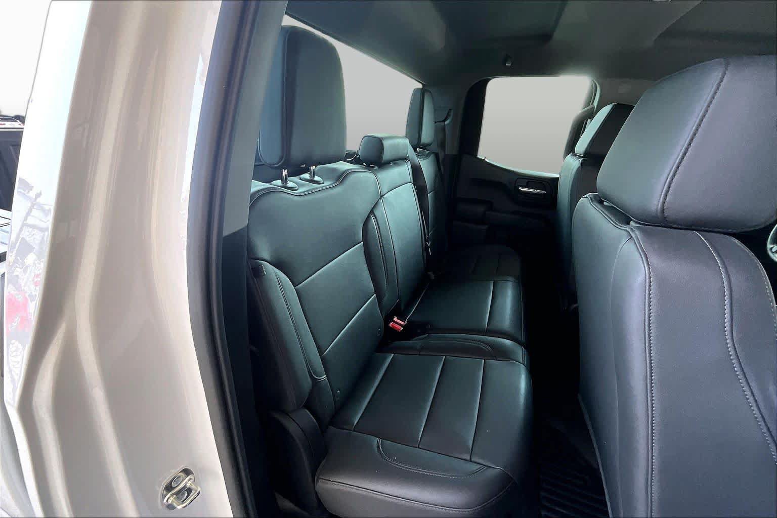 Used 2026 Chevrolet Silverado 1500 W/T w/ Trailering Package RWD image 19