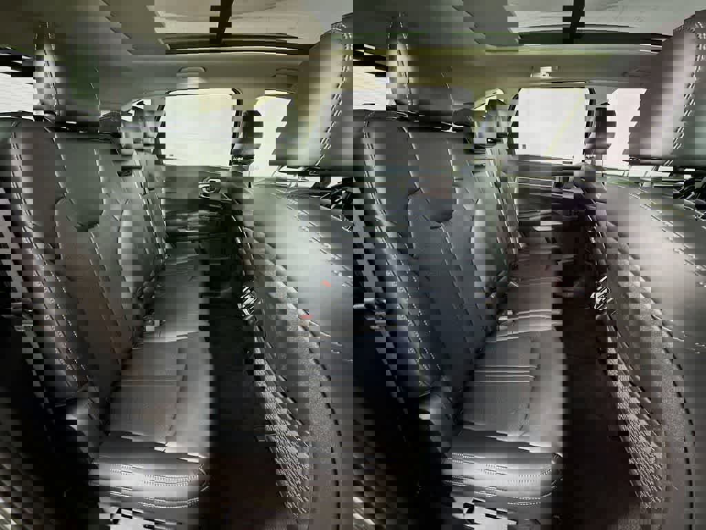 Used 2022 Kia Sorento S w/ Panoramic Sunroof Package image 34