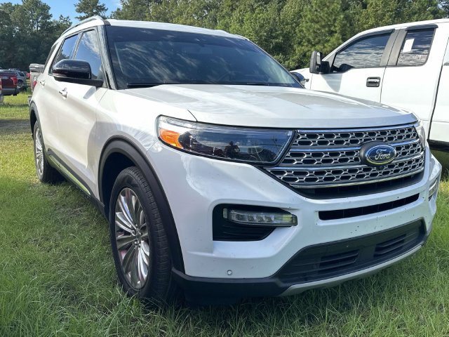 Certified 2022 Ford Explorer Limited w/ Equipment Group 301A RWD image 11