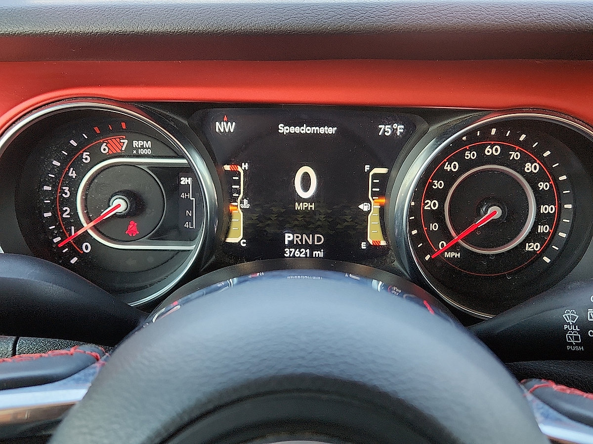 Used 2019 Jeep Wrangler Rubicon AWD/4WD image 11