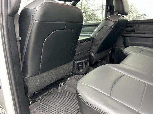 Used 2024 RAM 3500 Tradesman w/ Chrome Appearance Group image 23