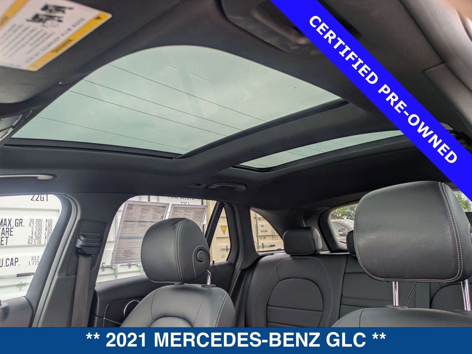 Used 2021 Mercedes-Benz GLC 300 4MATIC image 25