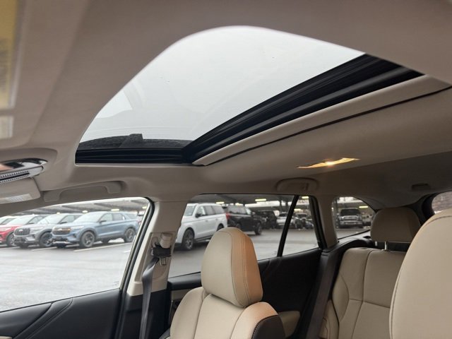 Used 2022 Subaru Outback Limited image 10