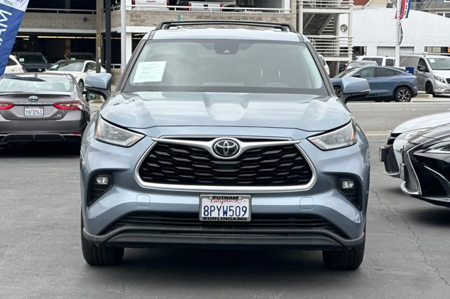 Used 2020 Toyota Highlander LE image 8