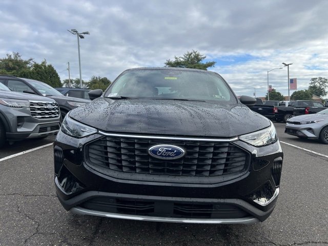 Certified 2024 Ford Escape Active w/ Cold Weather Package image 5