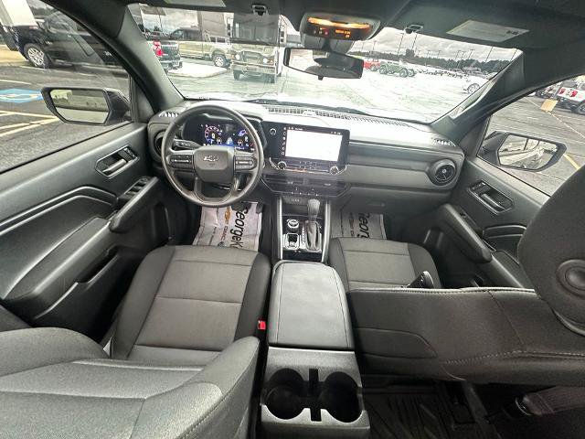 Used 2024 Chevrolet Colorado Trail Boss w/ LPO, Dark Essentials Package AWD/4WD image 5