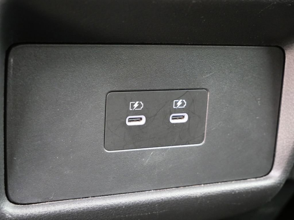 Used 2024 Nissan Rogue SV AWD/4WD image 17