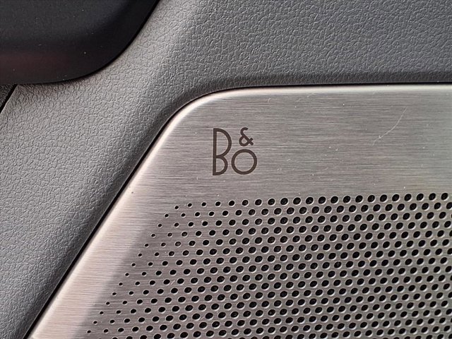 Certified 2021 Ford F150 Lariat w/ Equipment Group 502A High image 22