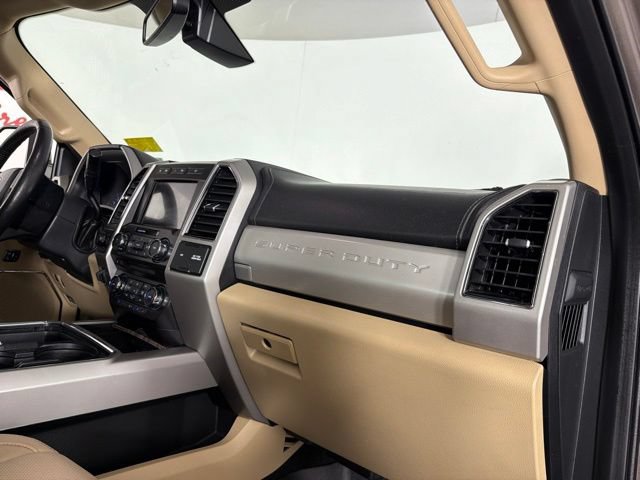 Certified 2018 Ford F250 Lariat w/ Lariat Ultimate Package AWD/4WD image 17