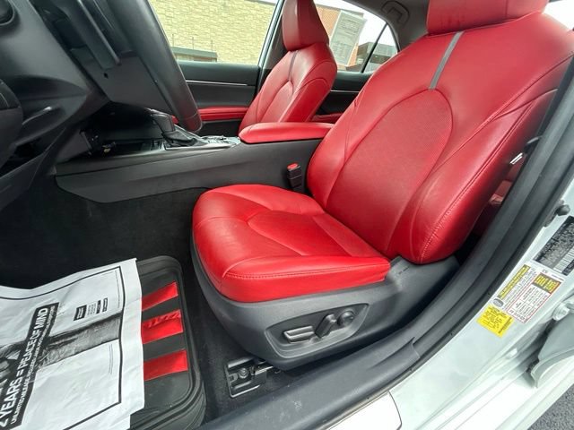 Used 2024 Toyota Camry XSE FWD image 21