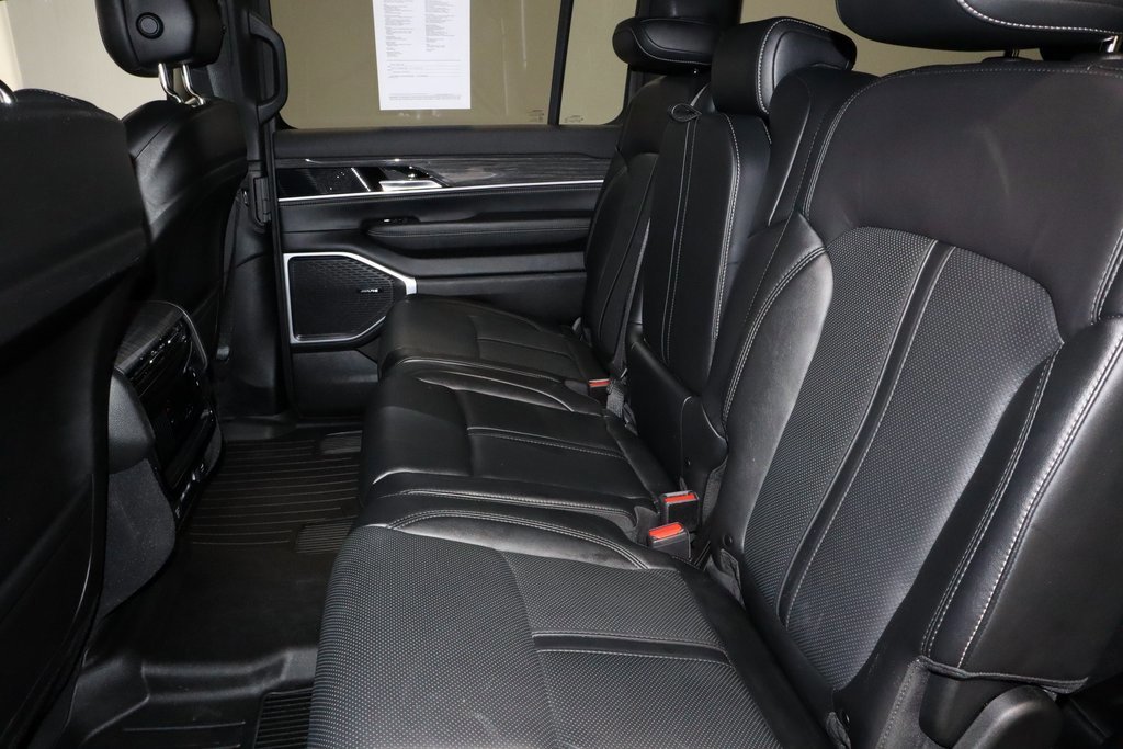 Used 2022 Jeep Wagoneer Series II image 21