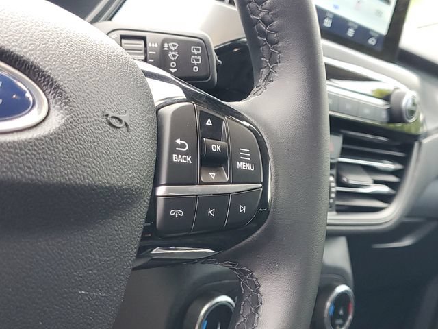 Certified 2023 Ford Escape Active AWD/4WD image 19