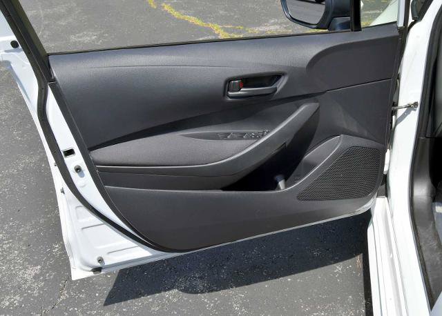 Used 2023 Toyota Corolla LE FWD image 11