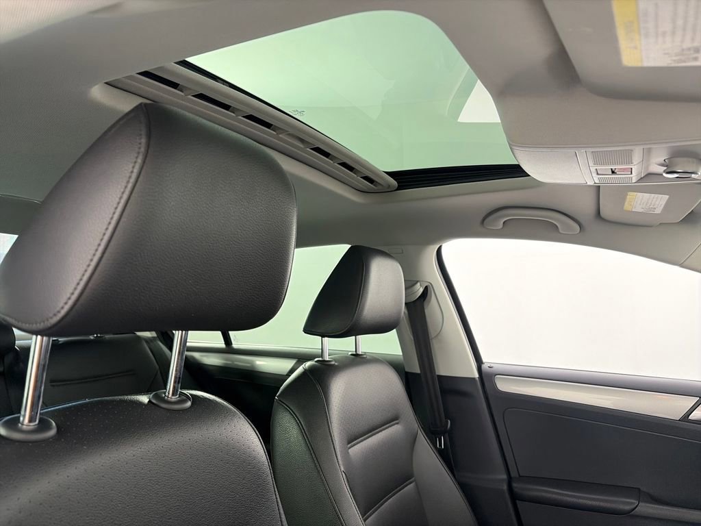 Used 2018 Volkswagen Jetta SE image 31