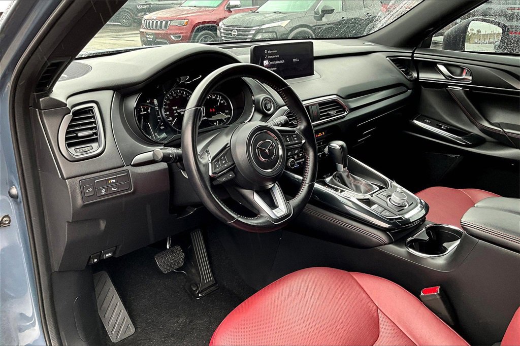 Used 2023 MAZDA CX-9 Carbon Edition image 13
