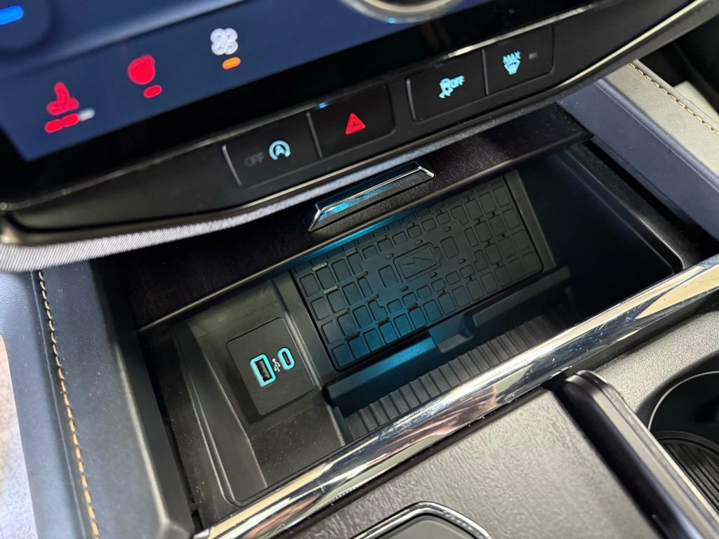 Certified 2023 Ford Expedition Platinum image 6