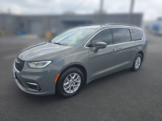 Used 2022 Chrysler Pacifica Touring-L FWD image 1