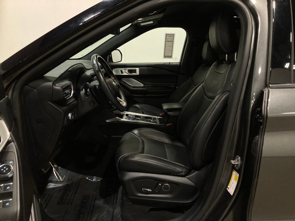 Certified 2020 Ford Explorer ST w/ Premium Technology Package image 20