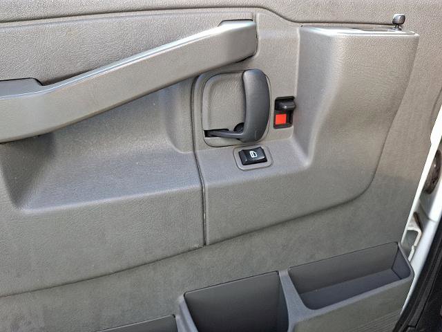Used 2021 GMC Savana 3500 Extended w/ Power Convenience Package image 9