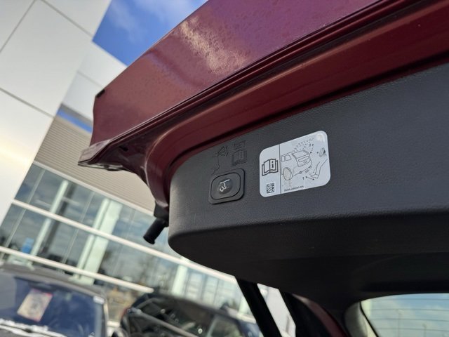 Certified 2019 Ford Escape Titanium image 40