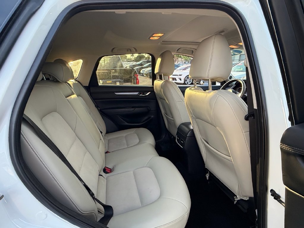 Used 2020 MAZDA CX-5 Touring FWD image 17