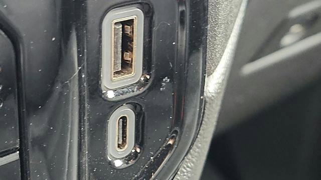 Used 2024 GMC Sierra 1500 SLT image 16