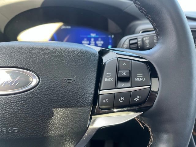 Certified 2022 Ford Explorer Platinum w/ Equipment Group 601A image 53