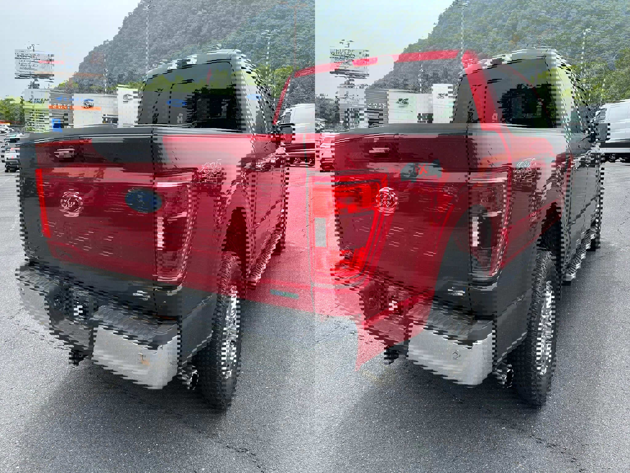 Certified 2022 Ford F150 XLT w/ Equipment Group 301A Mid image 5