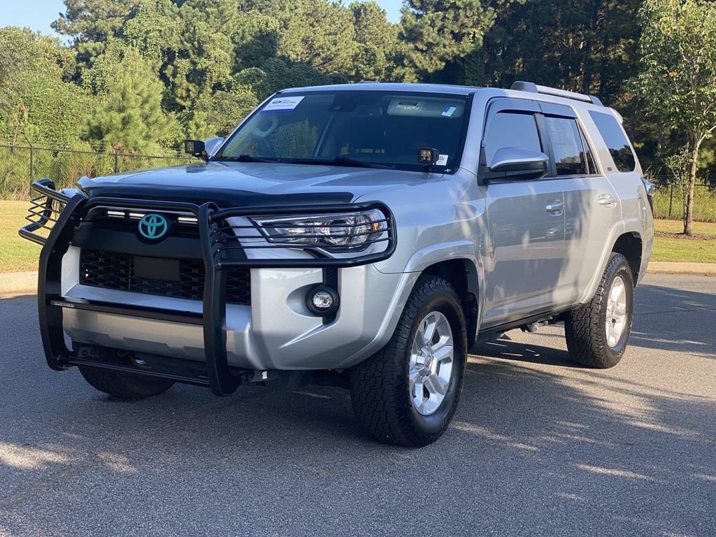 Used 2021 Toyota 4Runner SR5 RWD image 9