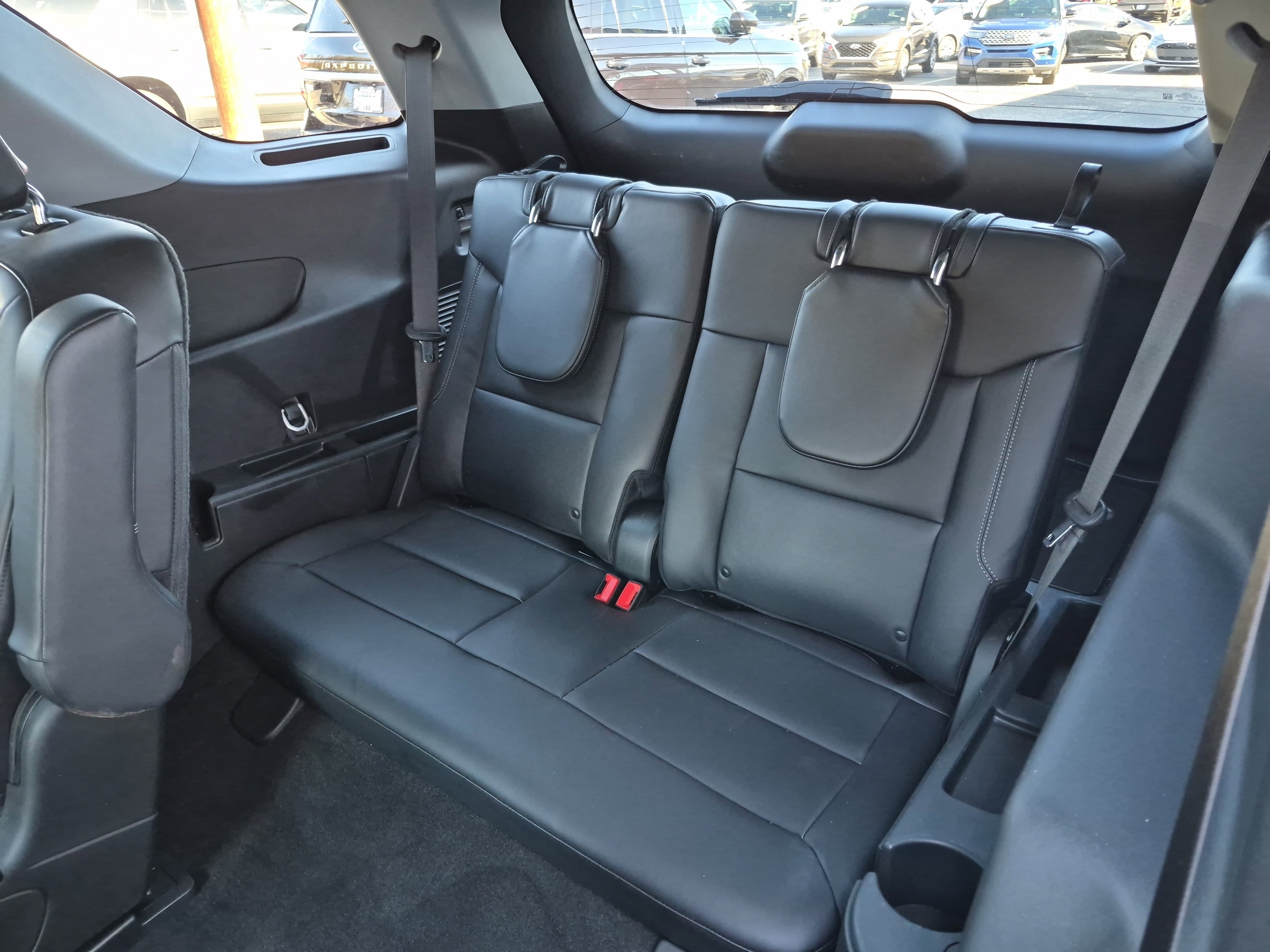 Certified 2023 Ford Explorer XLT w/ Equipment Group 202A image 17