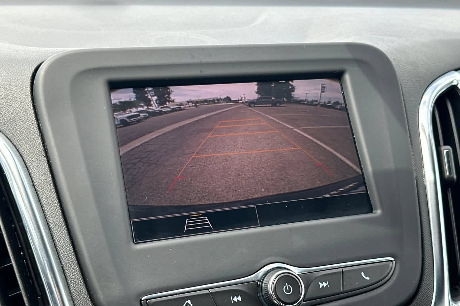 Used 2022 Chevrolet Equinox LT w/ LPO, Floor Liner Package AWD/4WD image 19