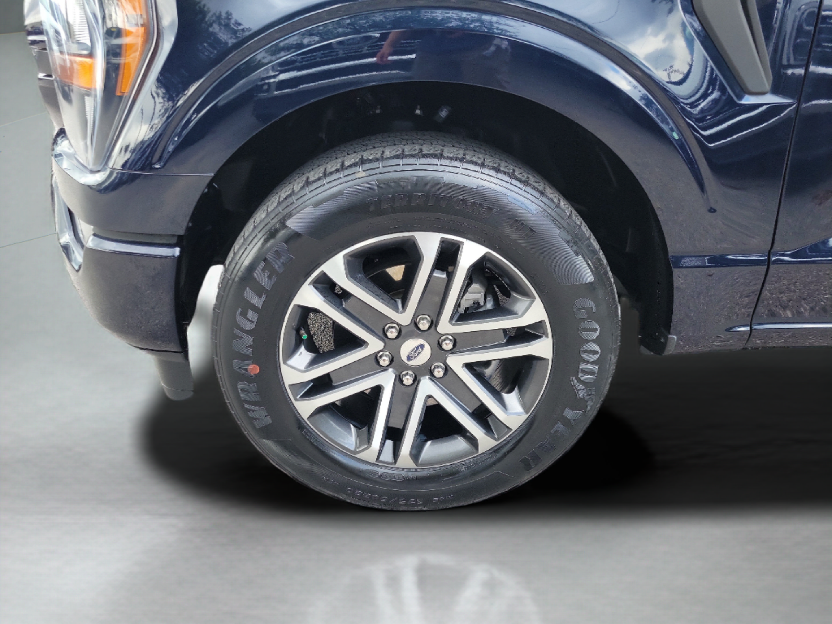 Certified 2023 Ford F150 XL w/ STX Appearance Package RWD image 32