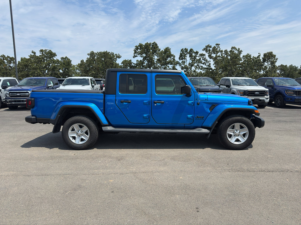 Used 2022 Jeep Gladiator Sport AWD/4WD image 4