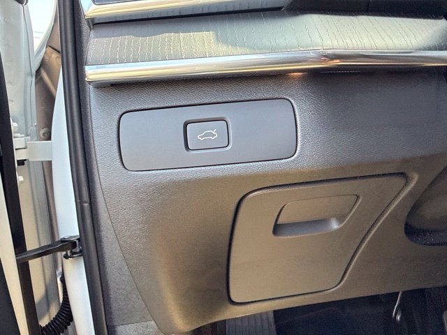 Used 2024 Volvo XC90 B6 Ultimate AWD/4WD image 20
