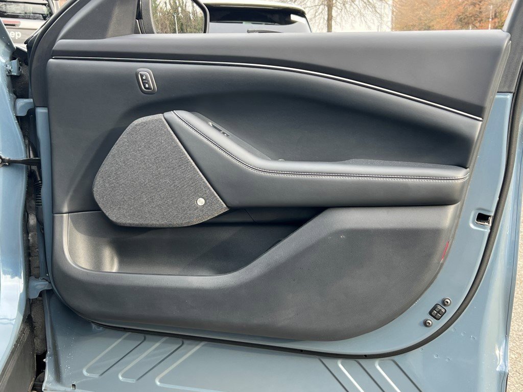 Certified 2024 Ford Mustang Mach-E Premium image 9