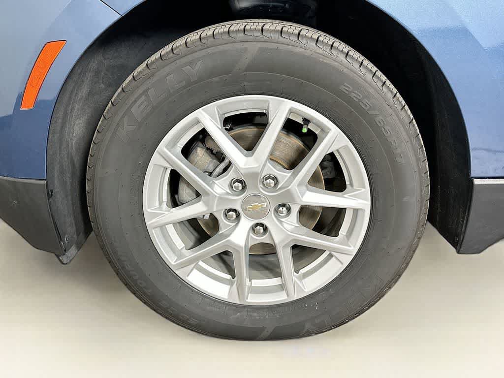 Used 2024 Chevrolet Equinox LS w/ Driver Confidence II Package FWD image 8