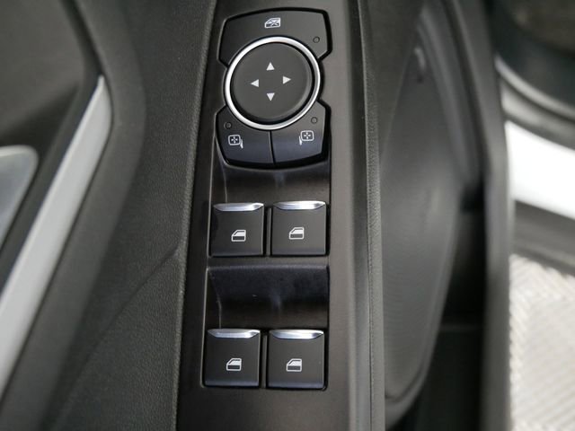 Certified 2025 Ford Escape Platinum image 17